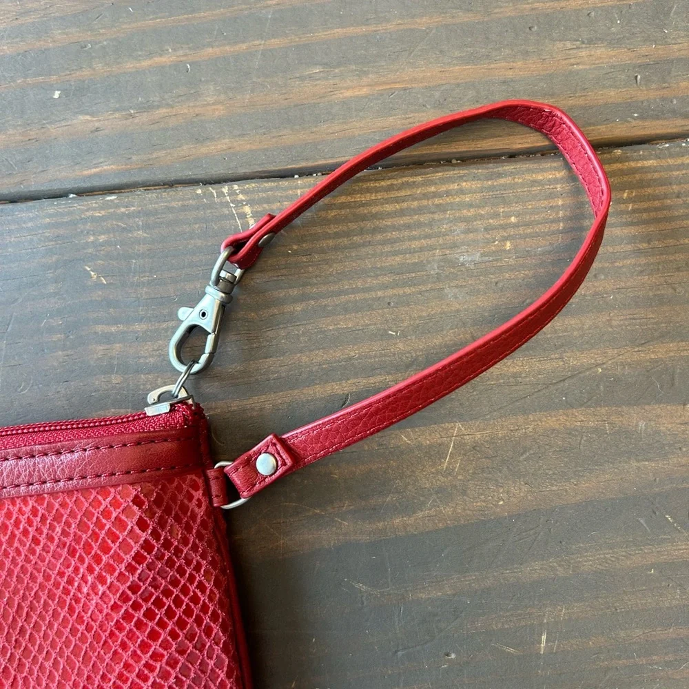 Fossil Red Suede Snakeskin‎ Wristlet Purse Wallet Zip Around Credit Card